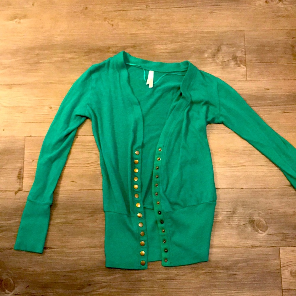 Cute boutique green cardigan!